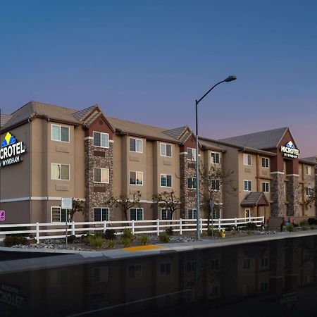 Microtel Inn & Suites By Wyndham Wheeler Ridge Exterior photo
