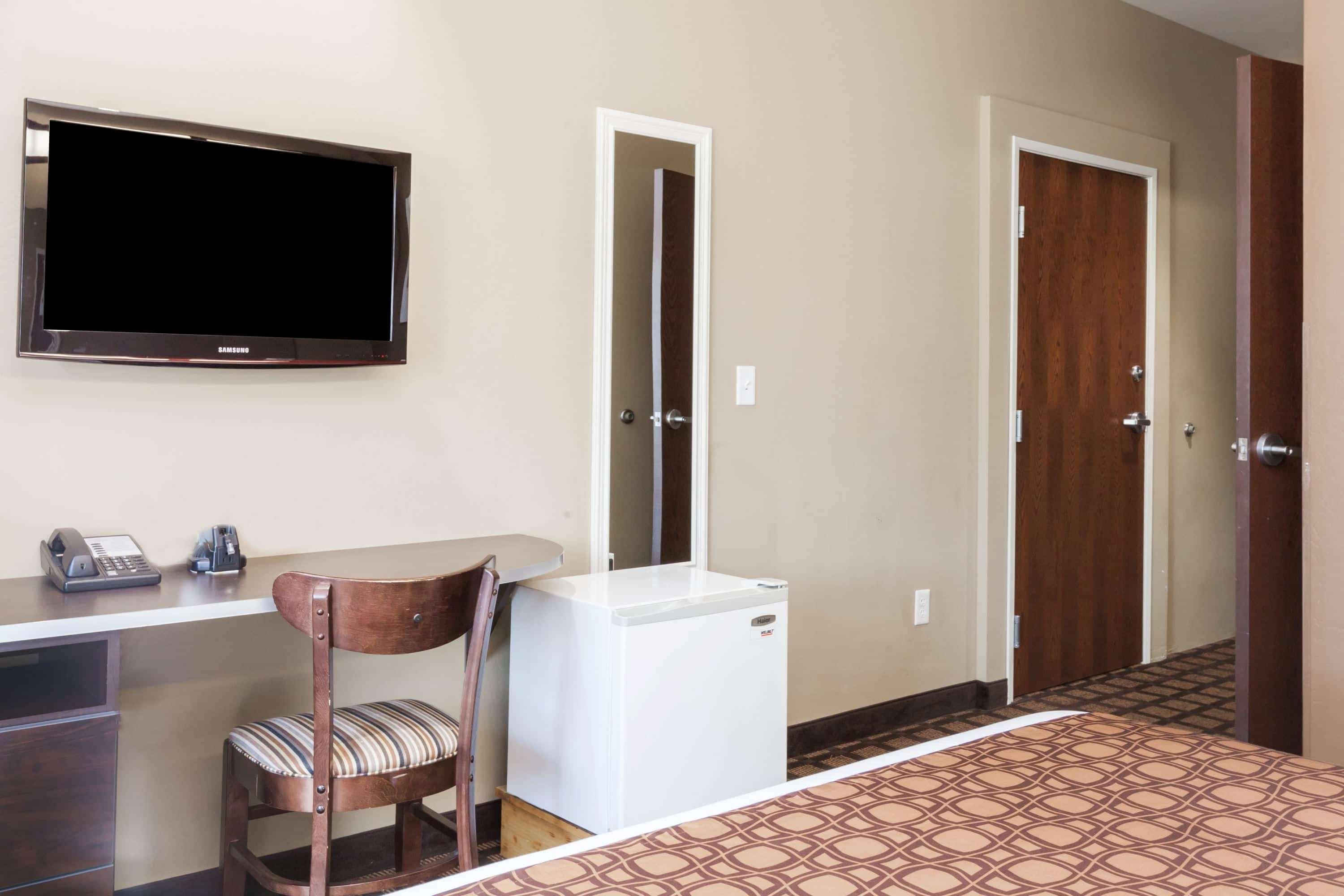 Microtel Inn & Suites By Wyndham Wheeler Ridge Exterior photo