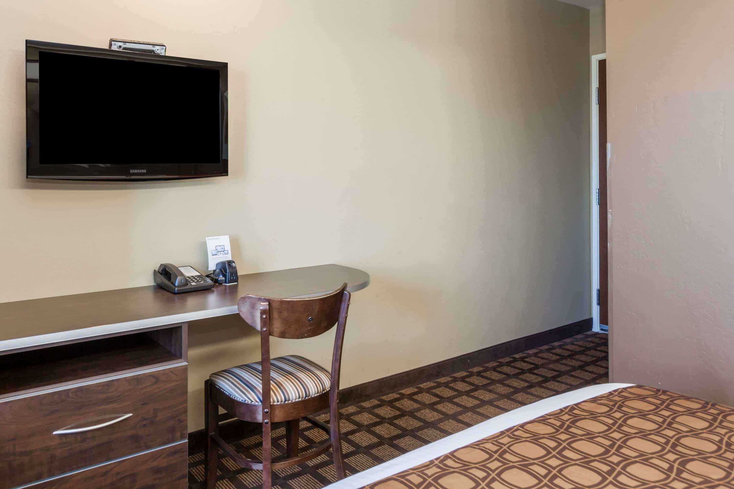 Microtel Inn & Suites By Wyndham Wheeler Ridge Exterior photo